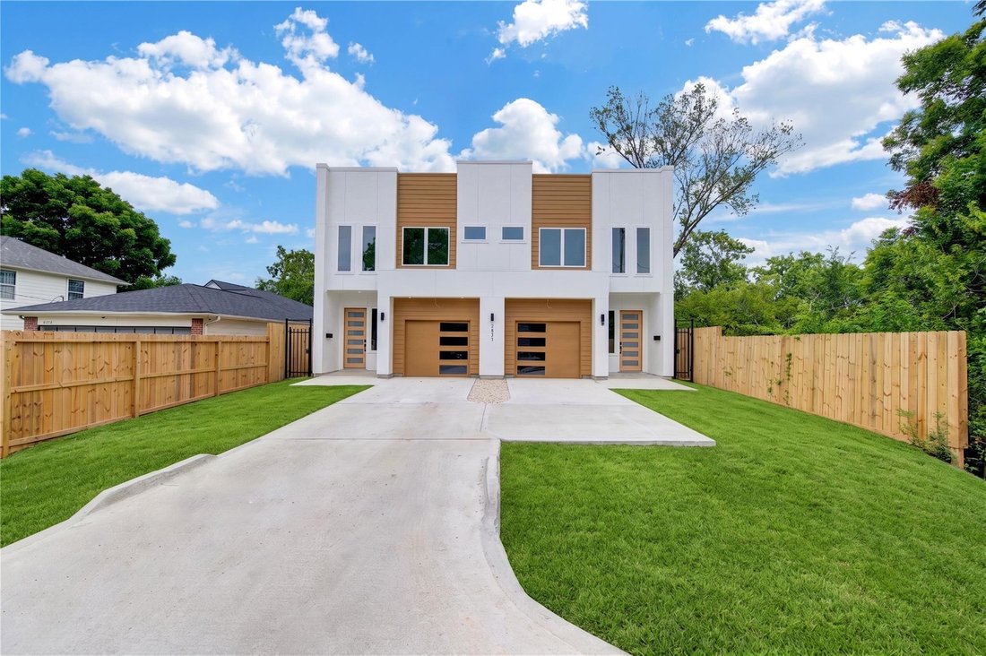 Houston, Texas, United States 3 - 18420100