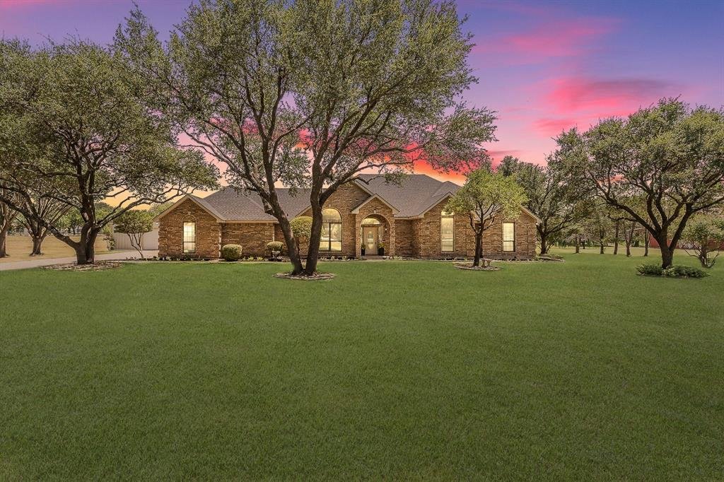 House in Crowley, Texas, United States 1 - 18327423