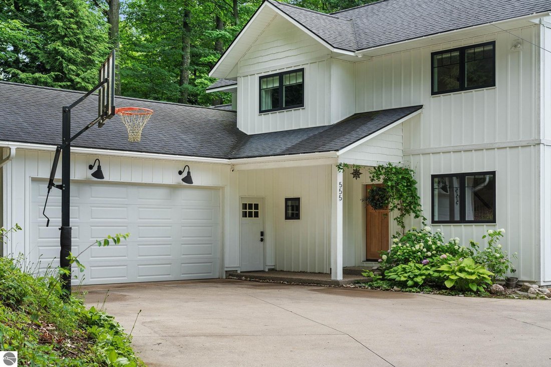 Maison à Traverse City, Michigan, États-Unis 4 - 18419742