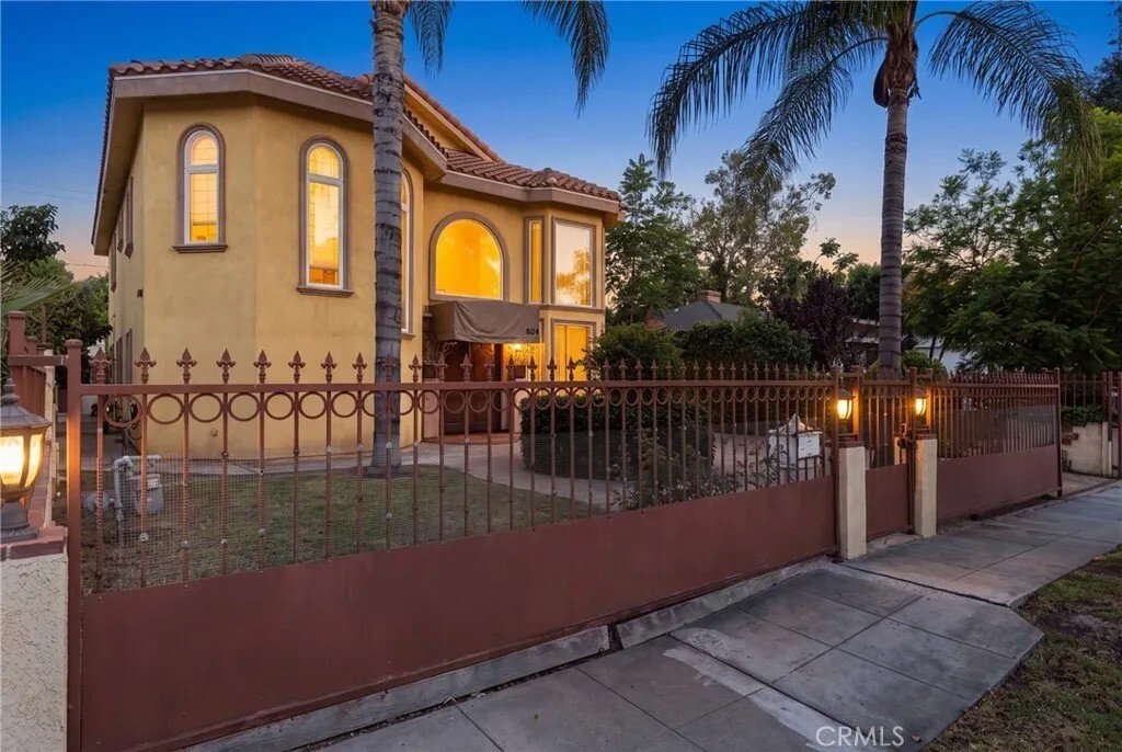 House in Burbank, California, United States 2 - 18419925