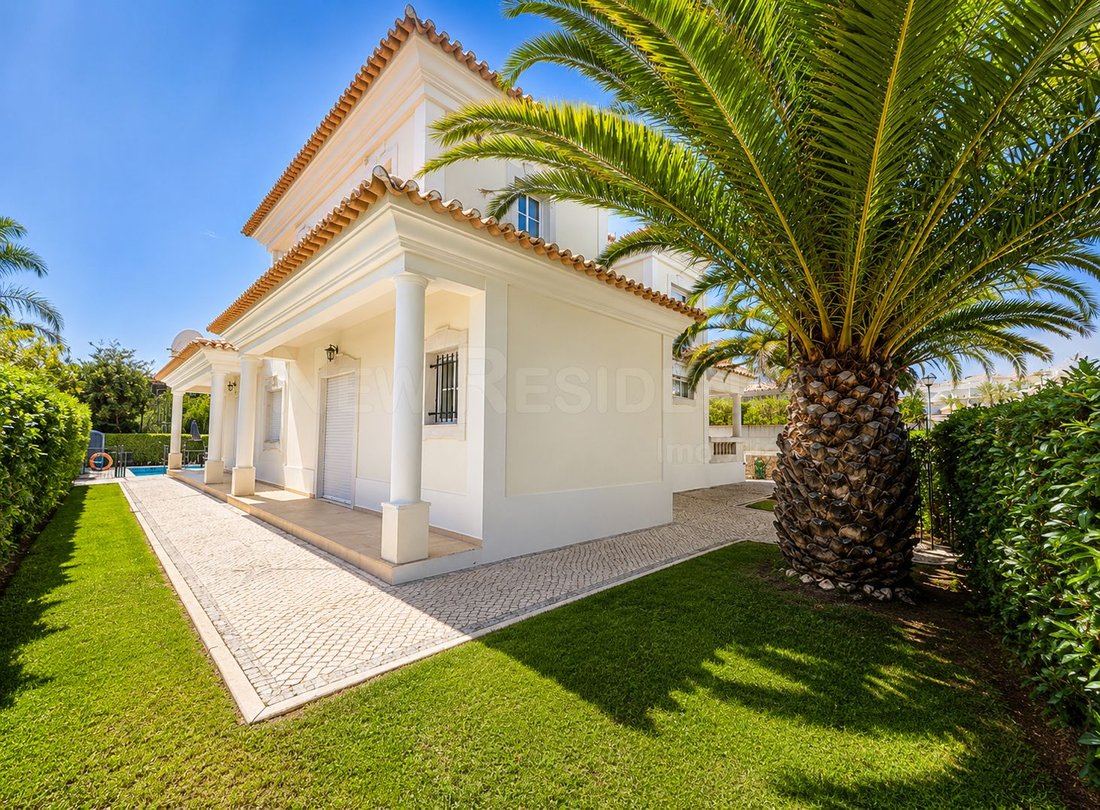 Villa in Olhos de Agua, Algarve, Portugal 4 - 18419848