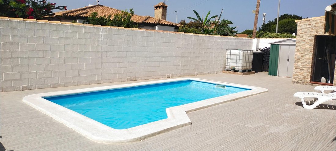 Chalet in Chiclana de la Frontera, Andalusia, Spain 2 - 17258813