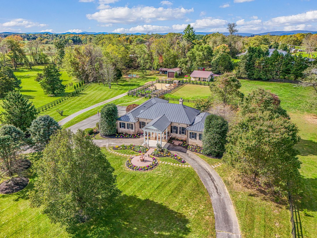 House in Middleburg, Virginia, United States 1 - 17472144
