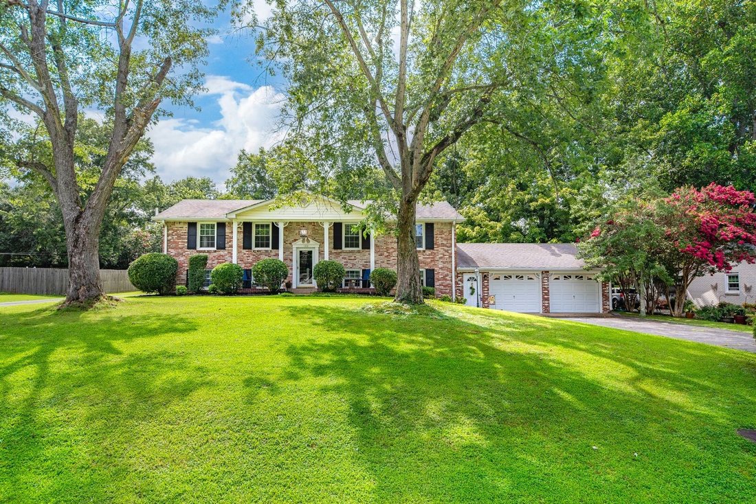House in Columbia, Tennessee, United States 2 - 18419653