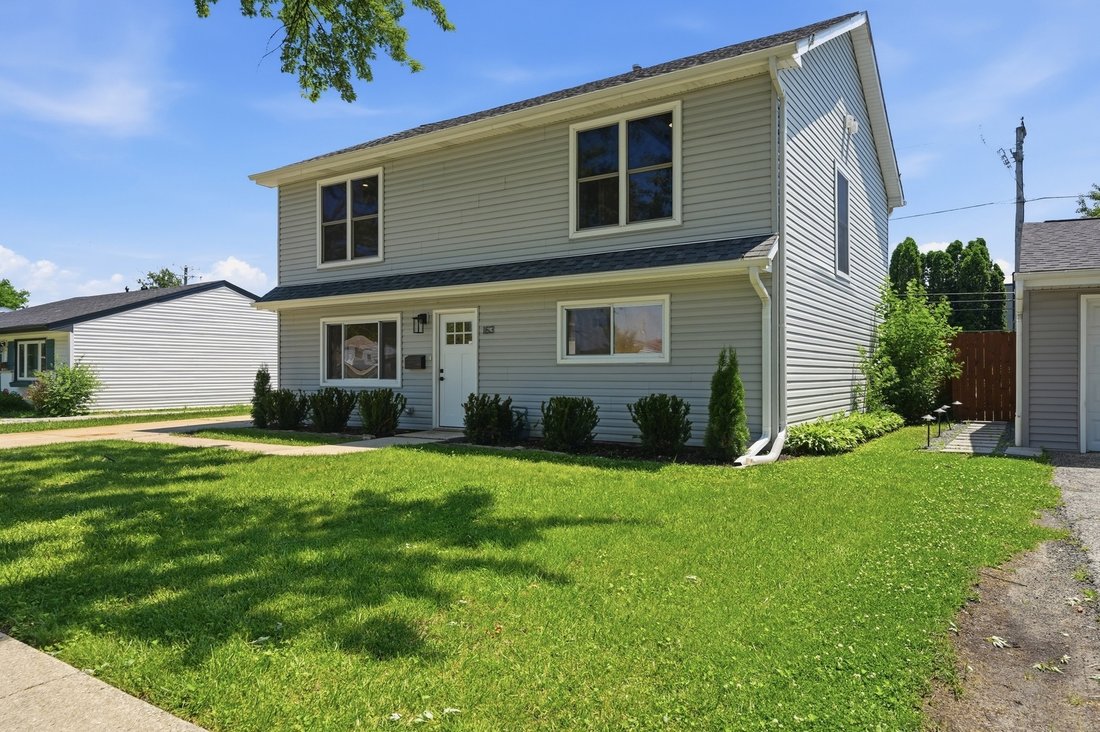 House in Wheeling, Illinois, United States 1 - 18419812