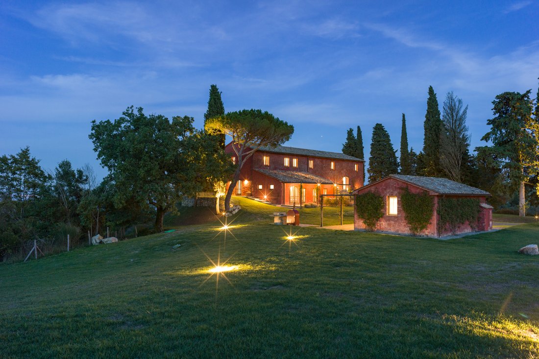 Country House in Sarteano, Tuscany, Italy 1 - 18420011
