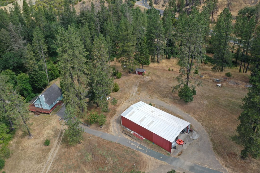 Farm Ranch in Laytonville, California, United States 1 - 18420416
