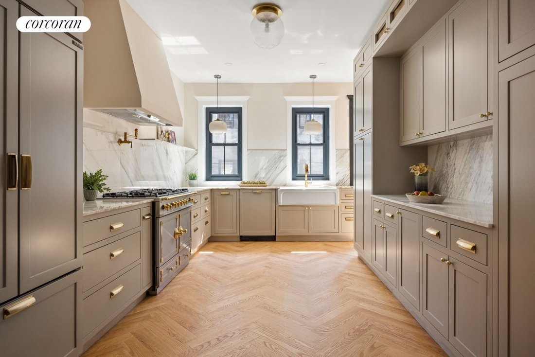 House in New York, New York, United States 1 - 15495951