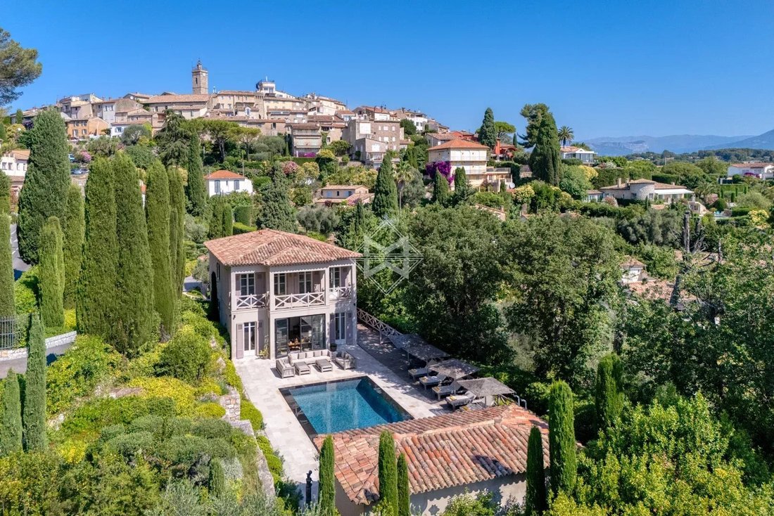 Villa in Mougins, Provence-Alpes-Côte d'Azur, France 1 - 18421256