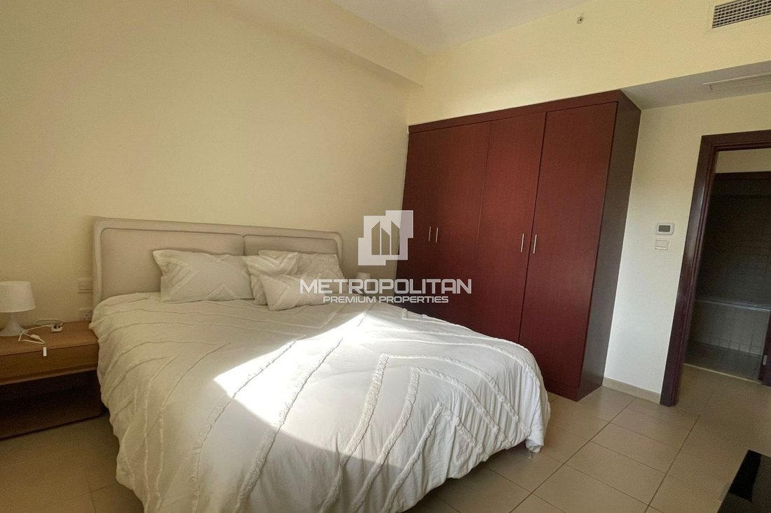 Apartment in Jumeirah Beach Residence, Dubai, United Arab Emirates 3 - 18421171