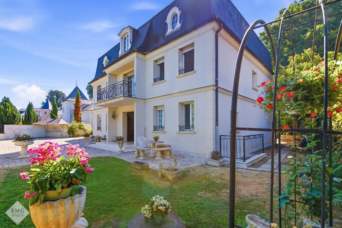 House in Champigny-sur-Marne, Ile-de-France, France 4 - 18421423