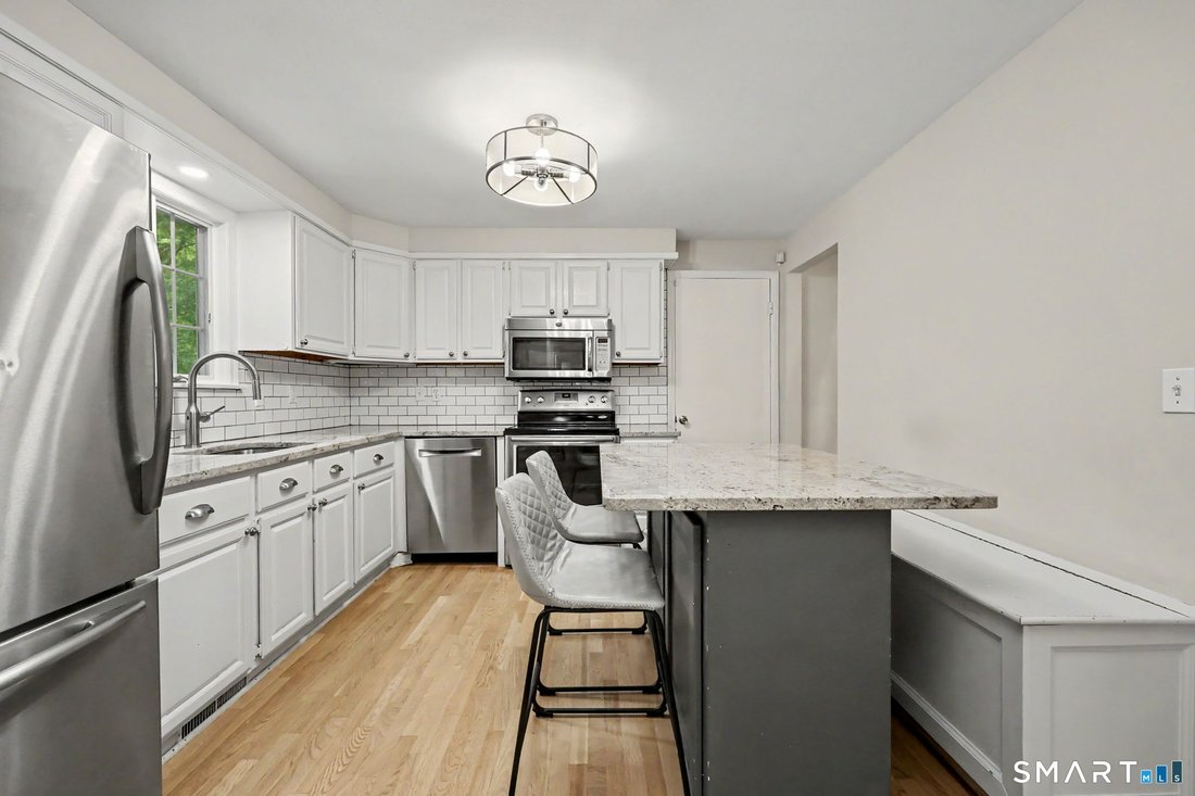 House in Stamford, Connecticut, United States 5 - 18422101