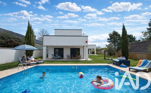 House in Bouleuse, Grand Est, France 1