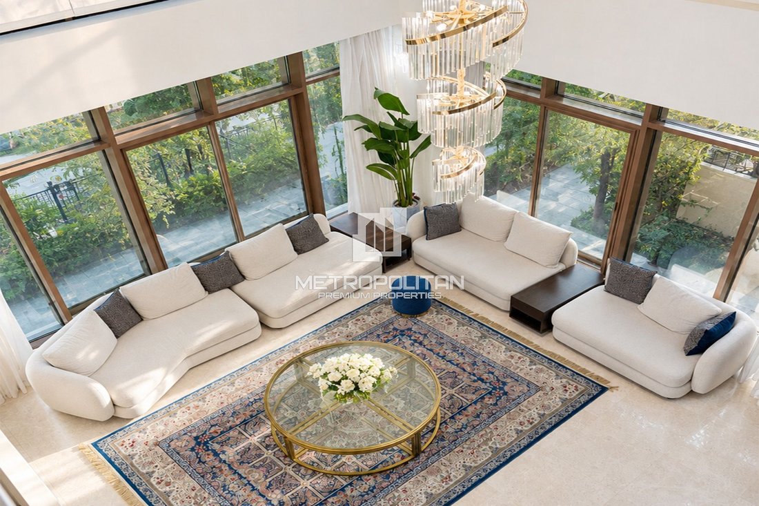 Villa in Nad Al Sheba 1, Nad Al Sheba, Dubai 1 - 18421136