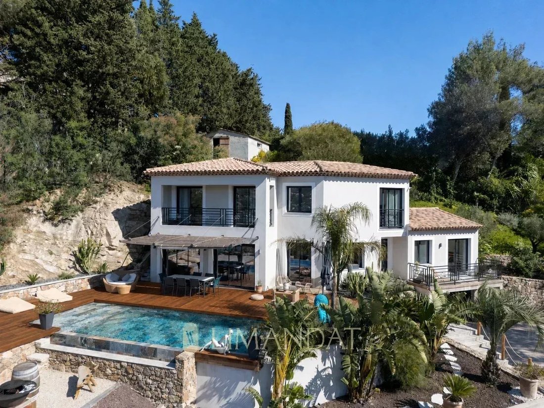 Villa in La Maure-Super Cannes, Vallauris, France 2 - 18421326