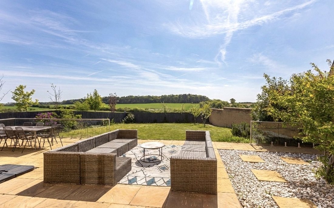 House in Stonesfield, England 3 - 16982856