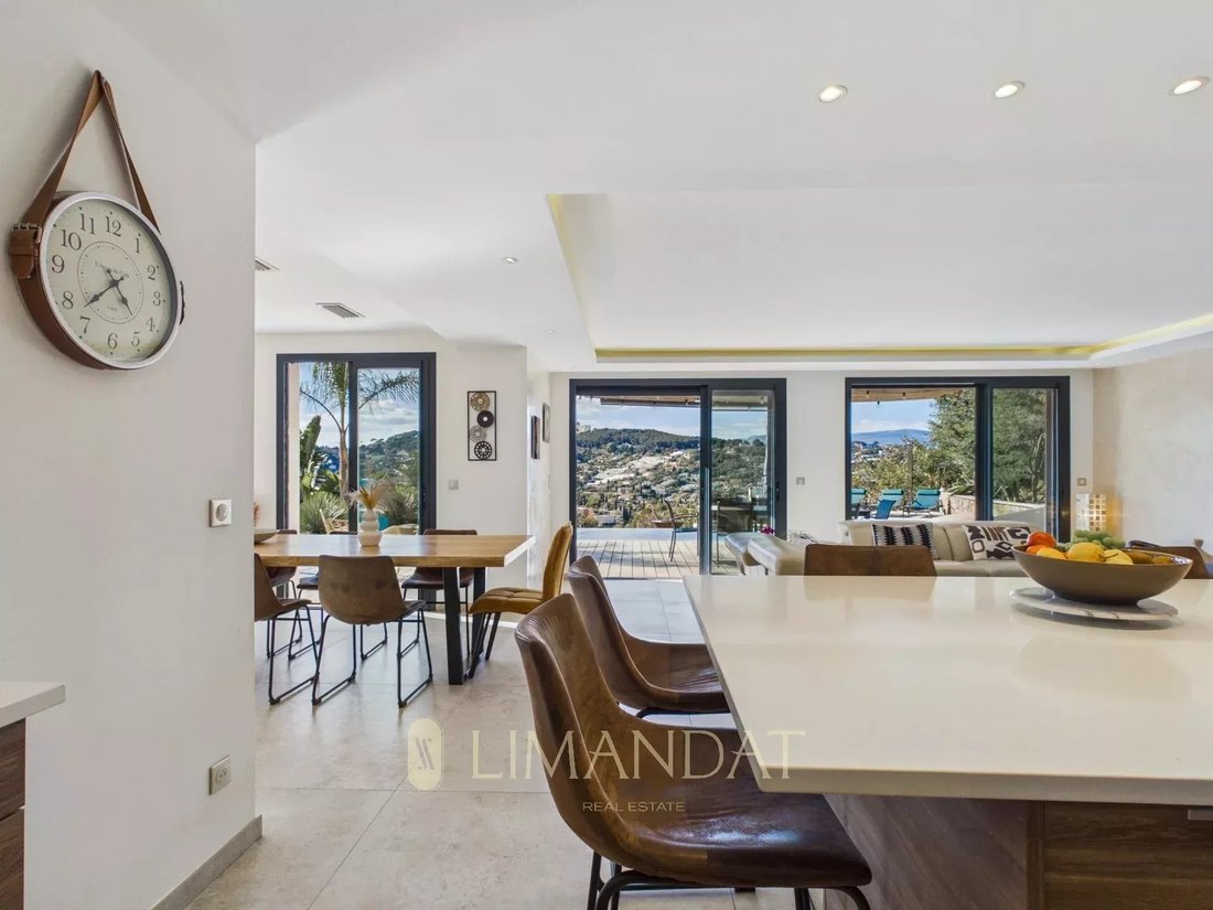Villa in La Maure-Super Cannes, Vallauris, France 4 - 18421326