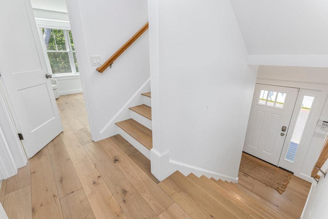 House in Saco, Maine, United States 5 - 18420686