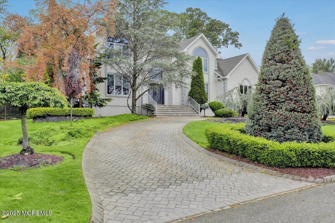 House in Marlboro Township, New Jersey, United States 5 - 18420691