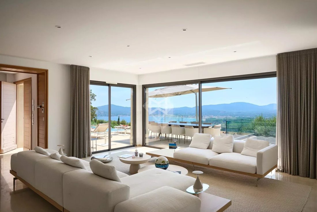 Villa in Grimaud, Provence-Alpes-Côte d'Azur, France 4 - 18421284