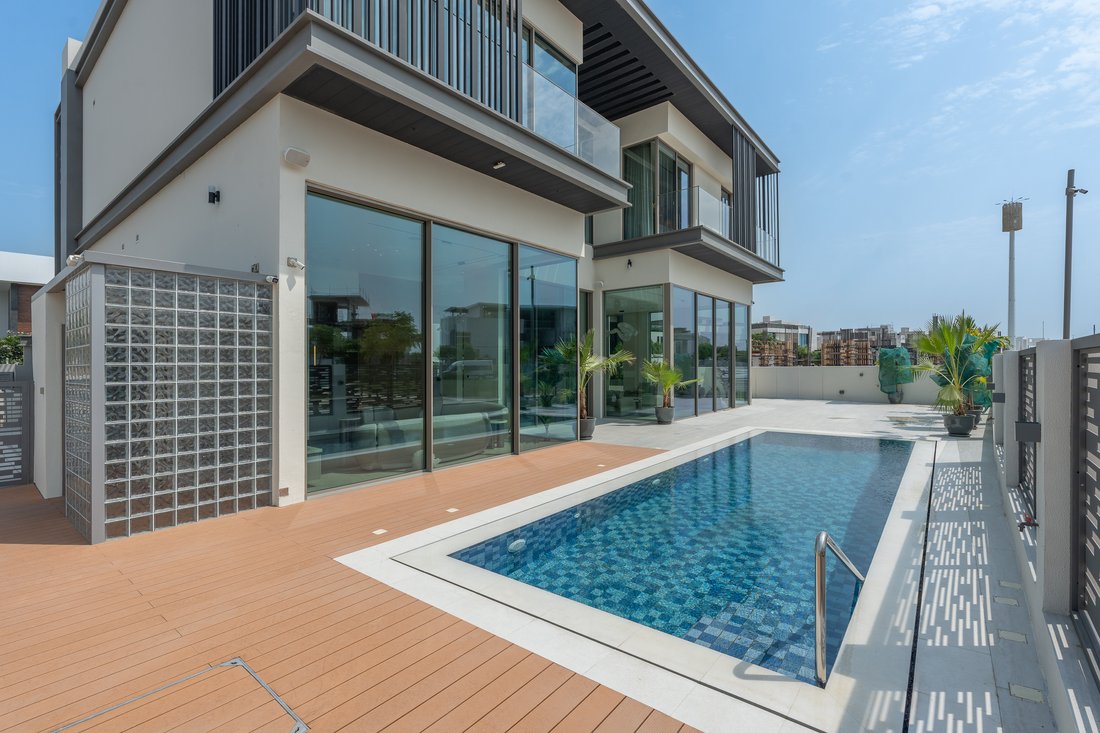 Villa in Hadaeq Sheikh Mohammed Bin Rashid, Dubai, United Arab Emirates 1 - 18421163