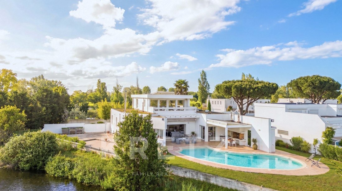Villa a La Grande-Motte, Occitania, Francia 1 - 18421148