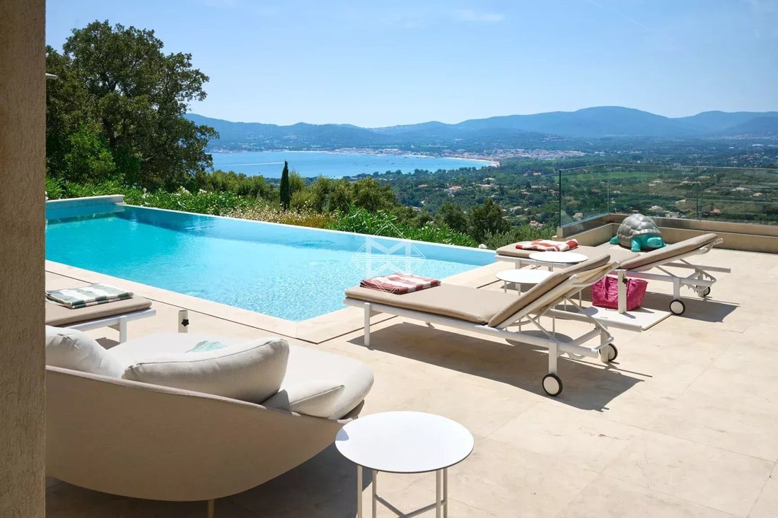 Villa in Grimaud, Provence-Alpes-Côte d'Azur, France 3 - 18421284