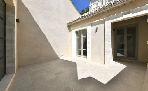 Apartment in Uzès, Occitania, France 1