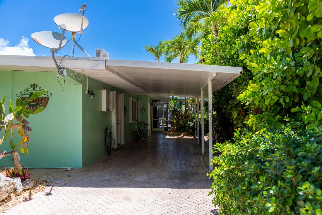 House in Marathon, Florida, United States 5 - 18422035