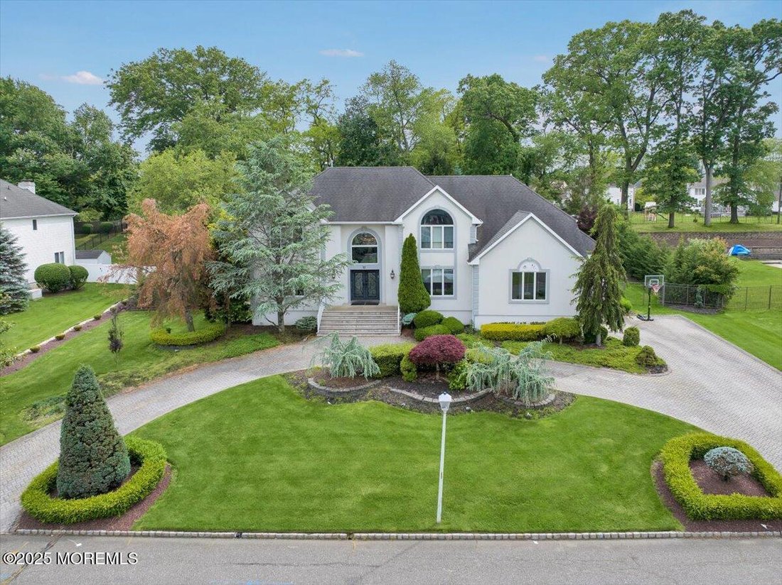 House in Marlboro Township, New Jersey, United States 3 - 18420691