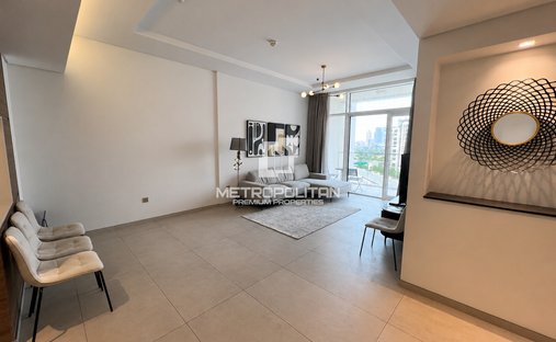 Apartment in JLT / Jumeirah Lakes Towers, Dubai, United Arab Emirates 1