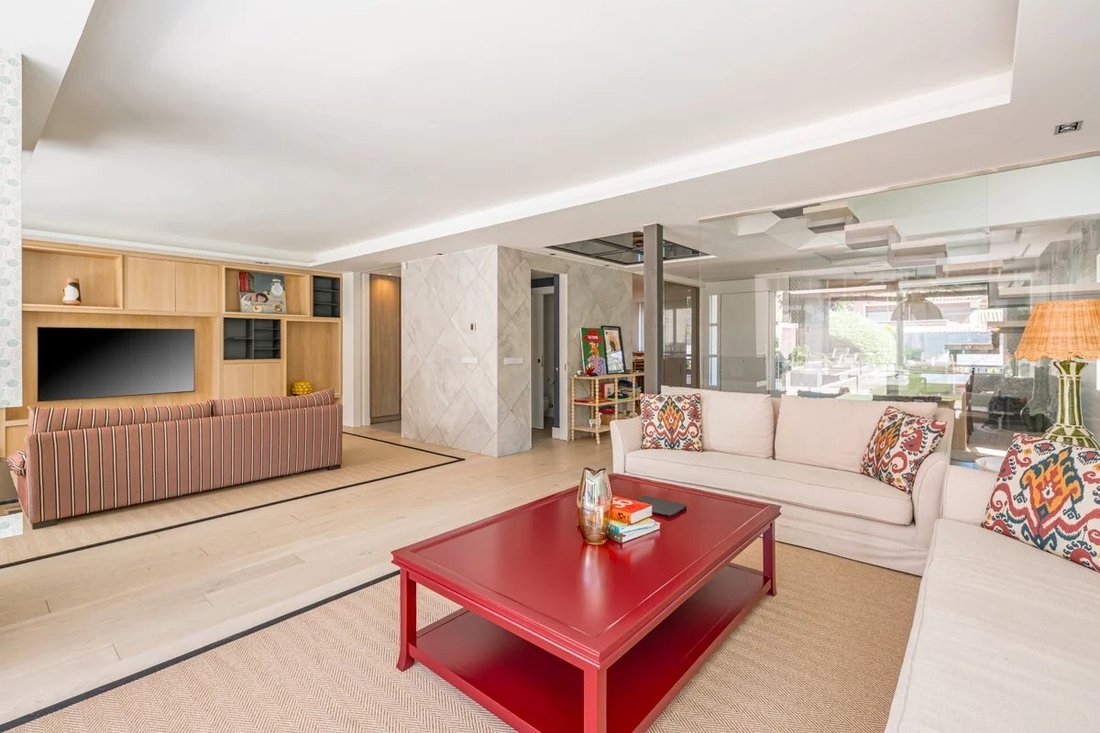Chalet in Hortaleza, Madrid, Spain 4 - 18421311