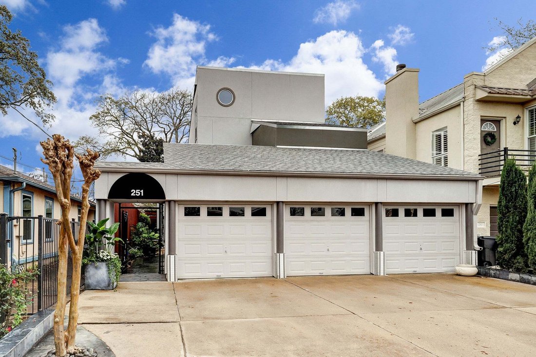 House in Houston, Texas, United States 1 - 18422019