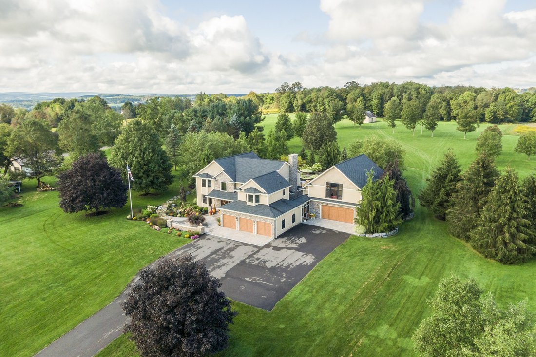 House in Cortland, New York, United States 1 - 18421403