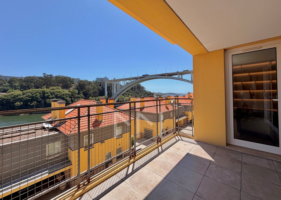 Apartment in Lordelo do Ouro e Massarelos, Porto District, Portugal 4 - 18424145