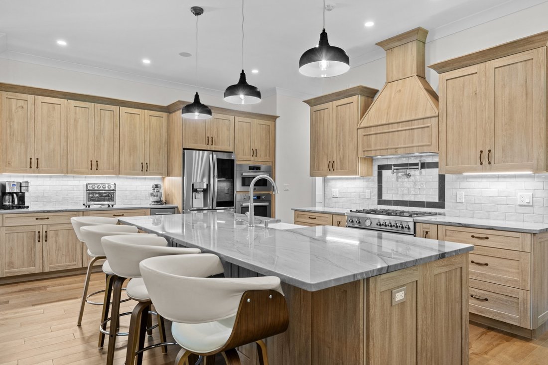 Farm Ranch in East Quogue, New York, United States 5 - 18423043