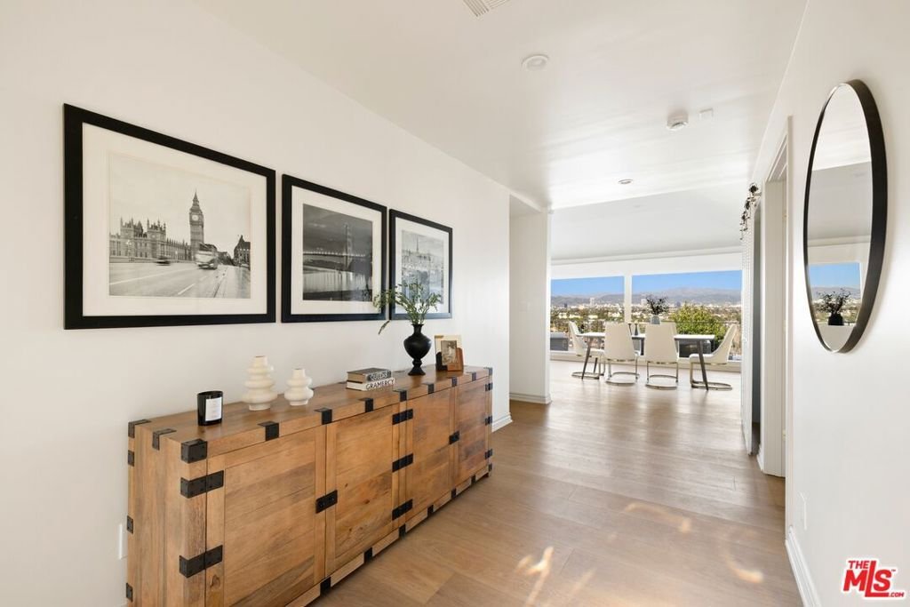 House in Los Angeles, California, United States 4 - 18423463