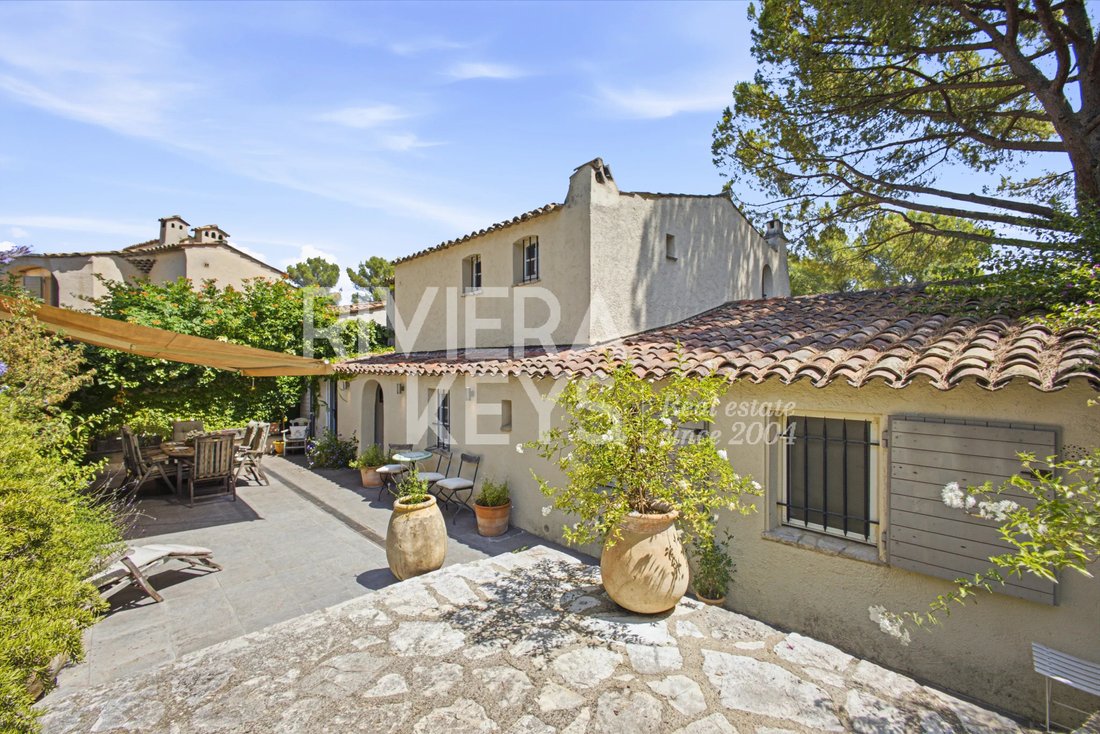 Country House in Les Indes les-Groulles, Mouans-Sartoux, France 1 - 18421348