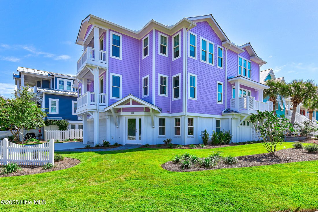 House in Kure Beach, North Carolina, United States 1 - 18424090