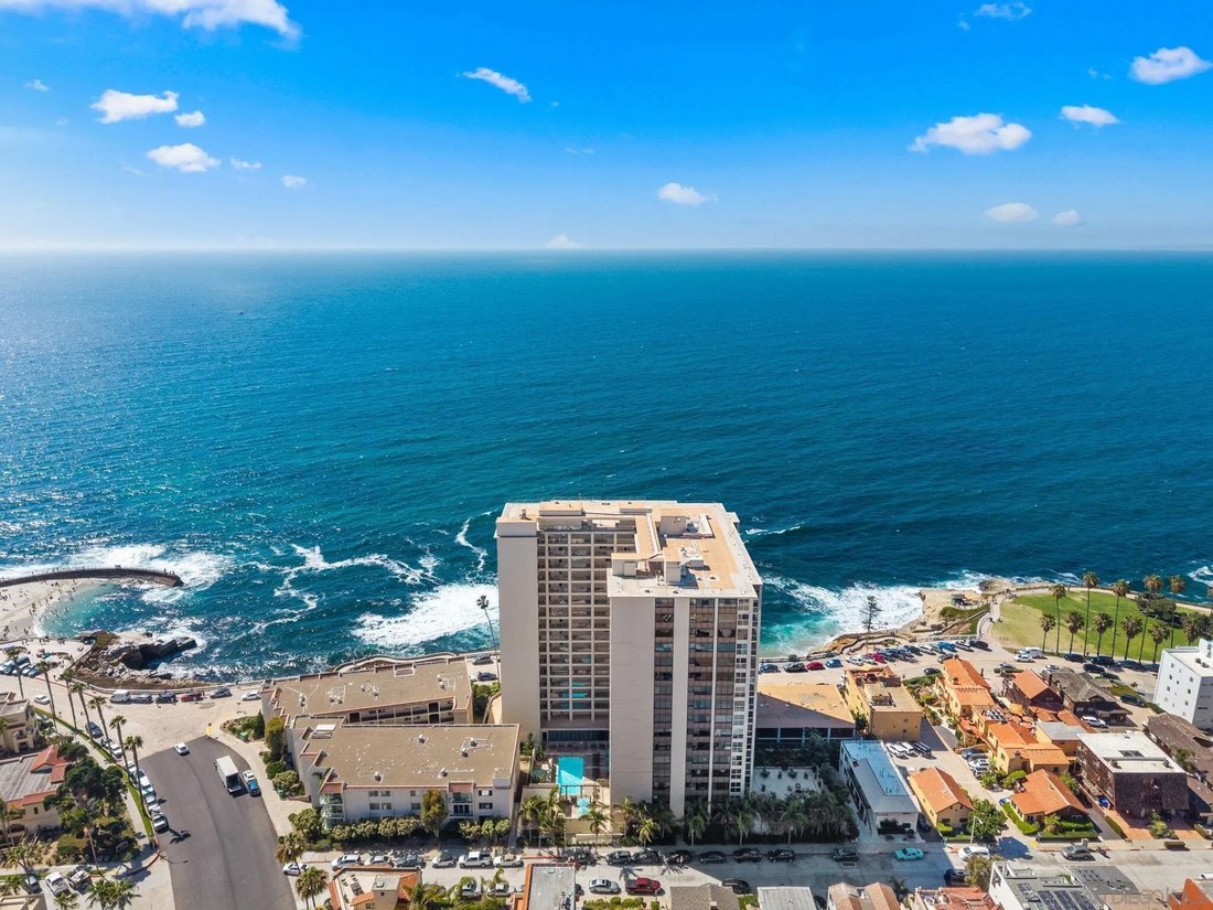 Condo in San Diego, California, United States 2 - 18423502