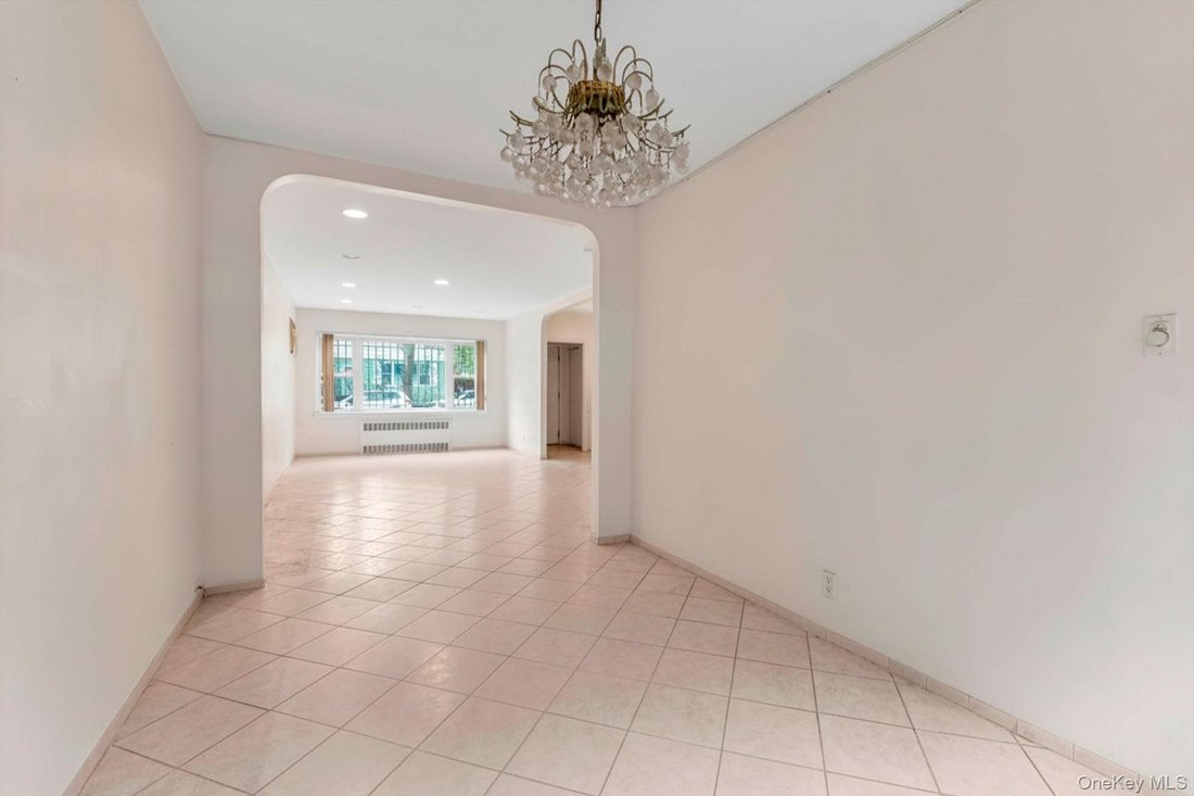 House in New York, New York, United States 5 - 18423955