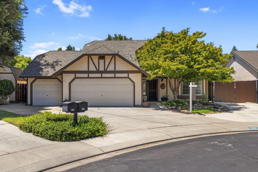House in Modesto, California, United States 1 - 18421697