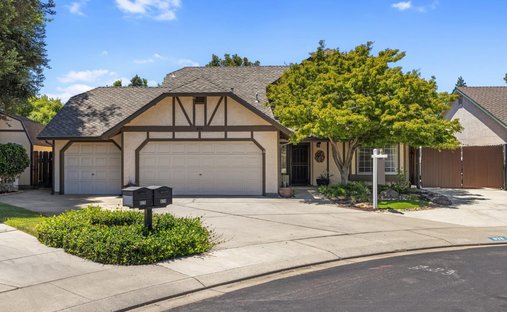 House in Modesto, California, United States 1