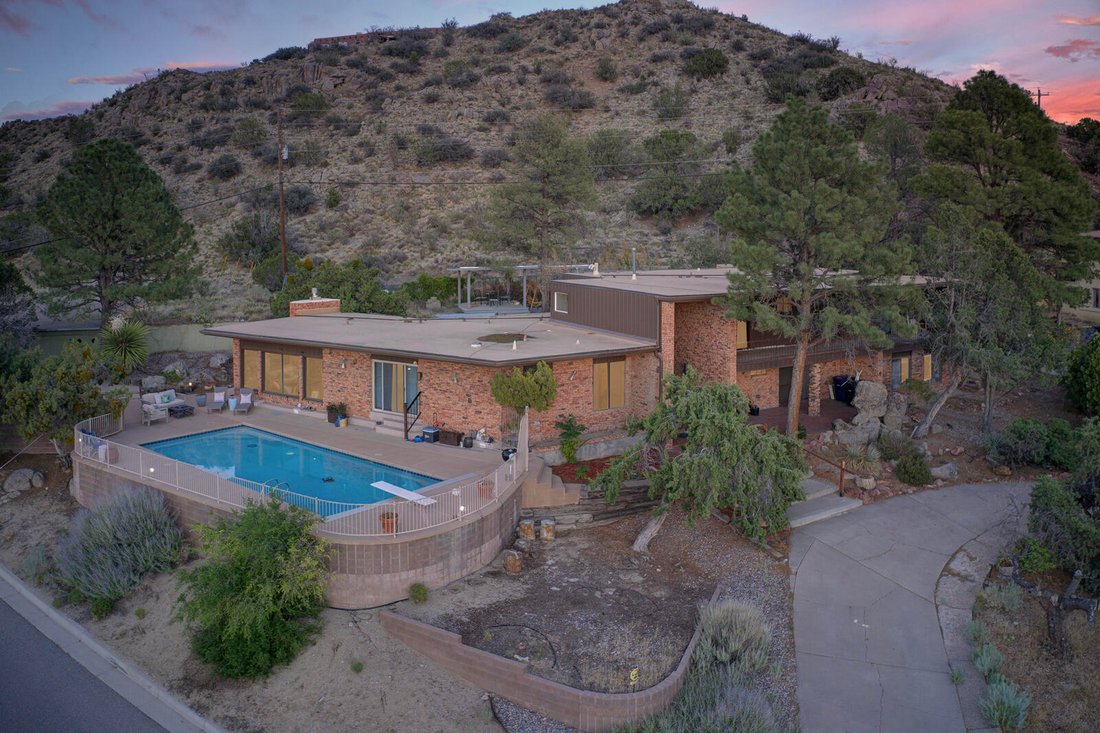 House in Albuquerque, New Mexico, United States 3 - 18422749