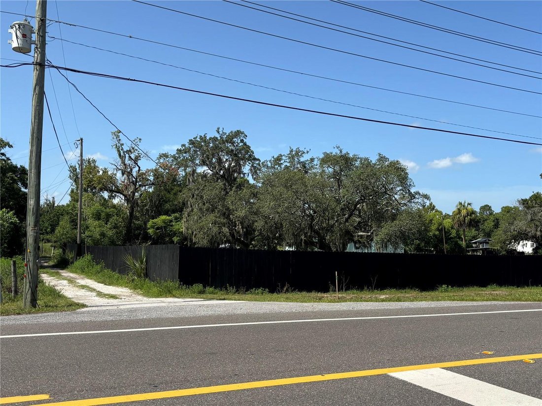 Hudson, Florida, United States 1 - 18422178