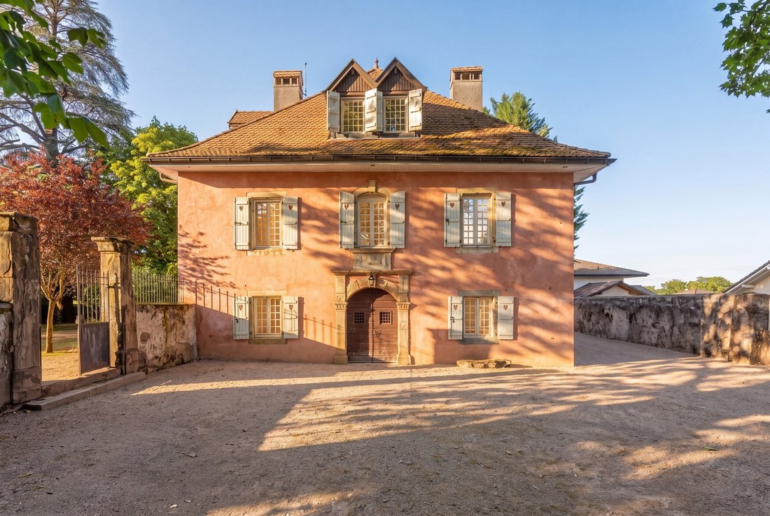 House in Allinges, Auvergne-Rhône-Alpes, France 1 - 18423902