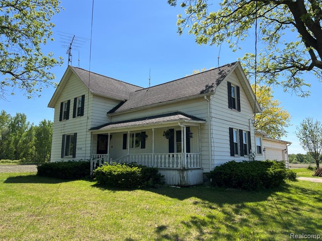 House in Attica, Michigan, United States 1 - 18309221