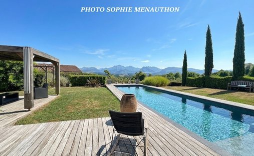 Villa in Arcangues, Nouvelle-Aquitaine, France 1