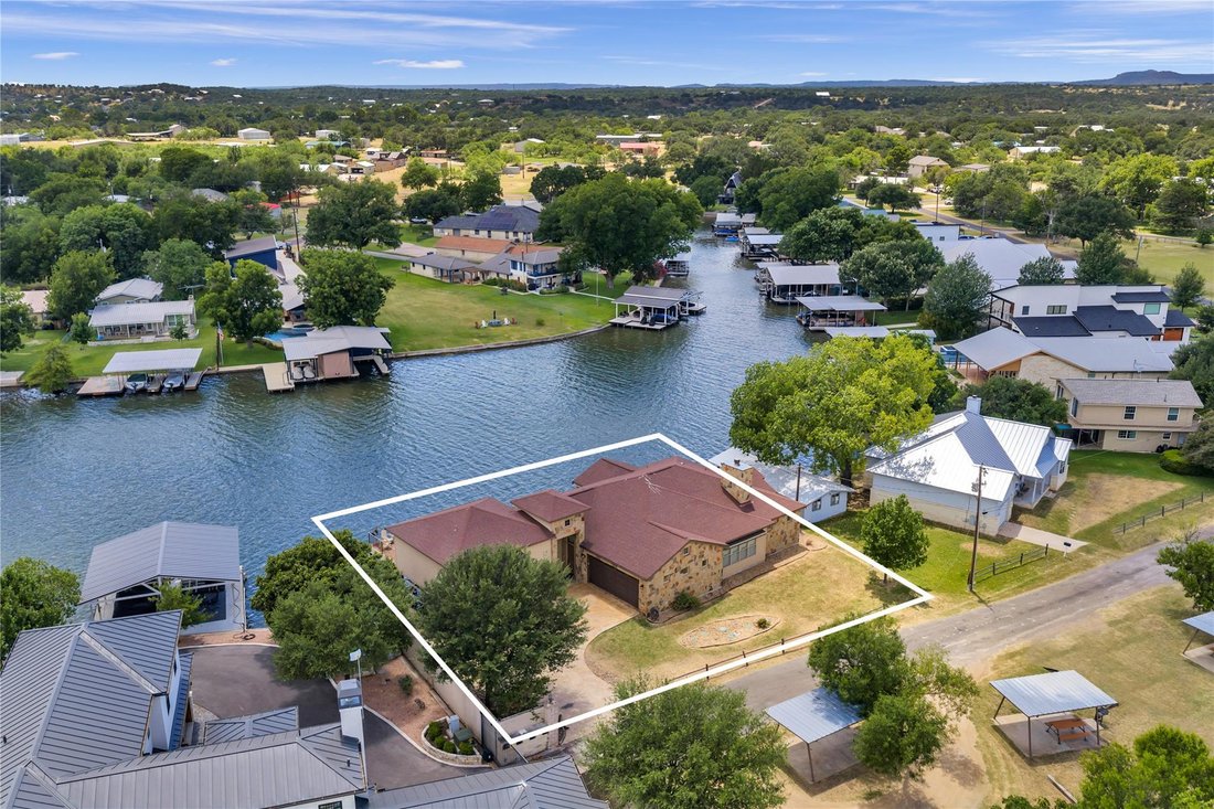 House in Llano, Texas, United States 1 - 18422237