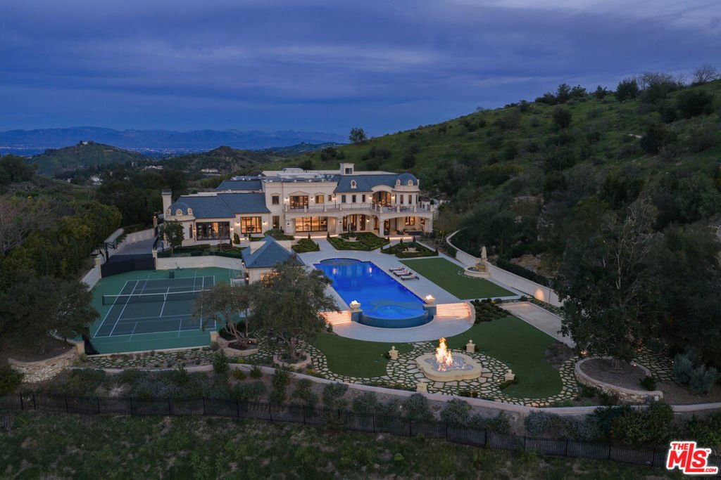 House in Hidden Hills, California, United States 1 - 18423398